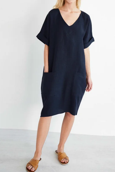 Relaxed Mini Dress with V-Neck and Pockets