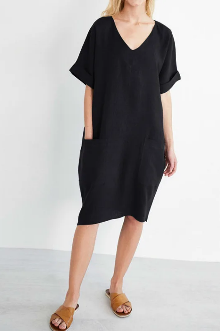 Relaxed Mini Dress with V-Neck and Pockets