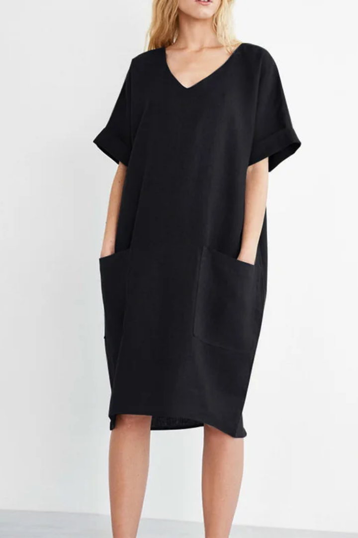 Relaxed Mini Dress with V-Neck and Pockets