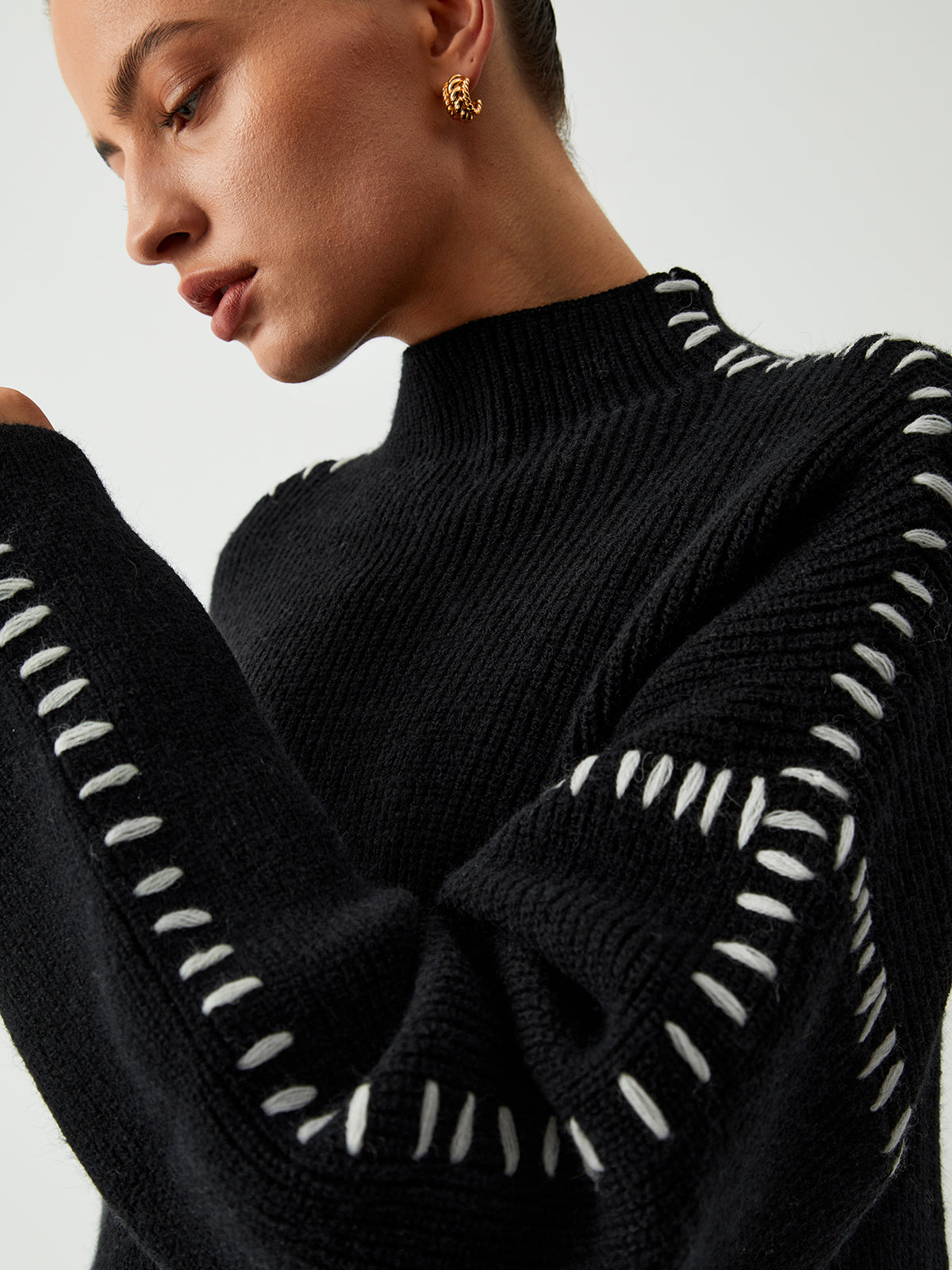 Shift The Focus Oversized Mock Neck Trui