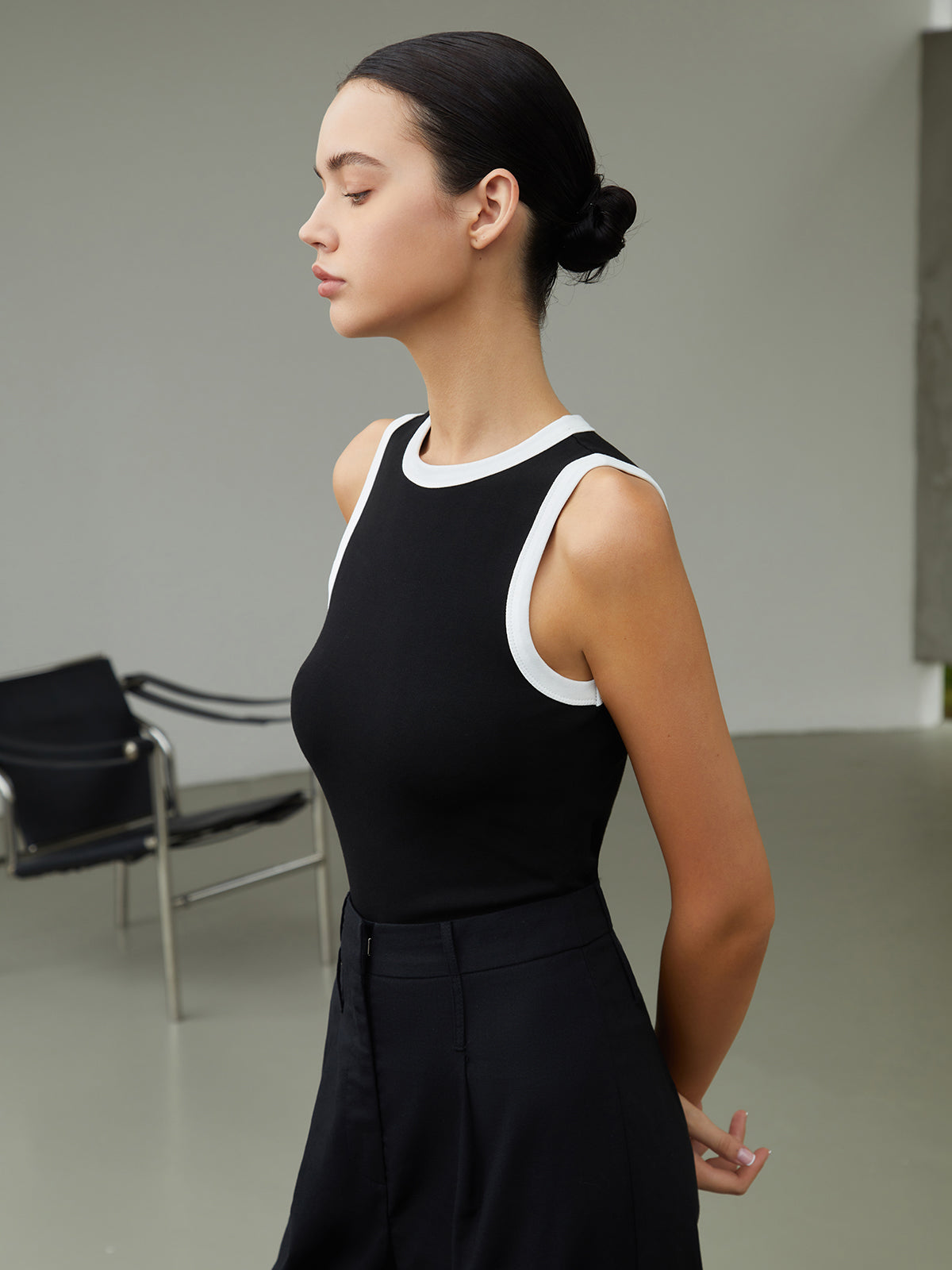 Contrast Trim Tank Top