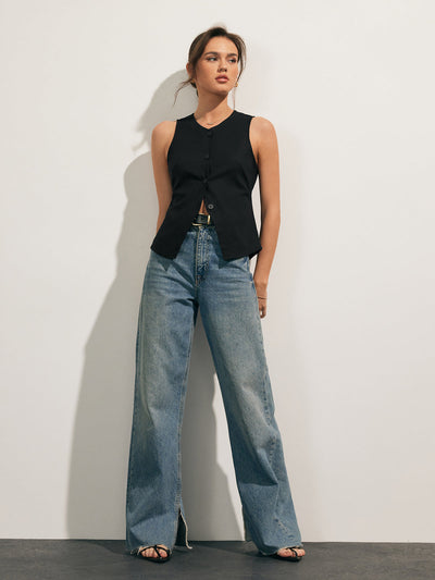 Sleeveless linen blend top with buttons