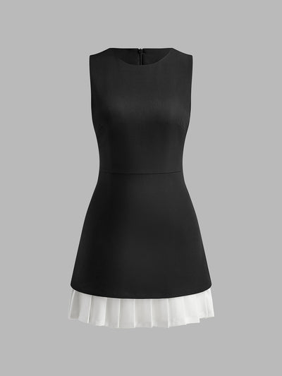 Two-Tone Pleated Sleeveless Dress