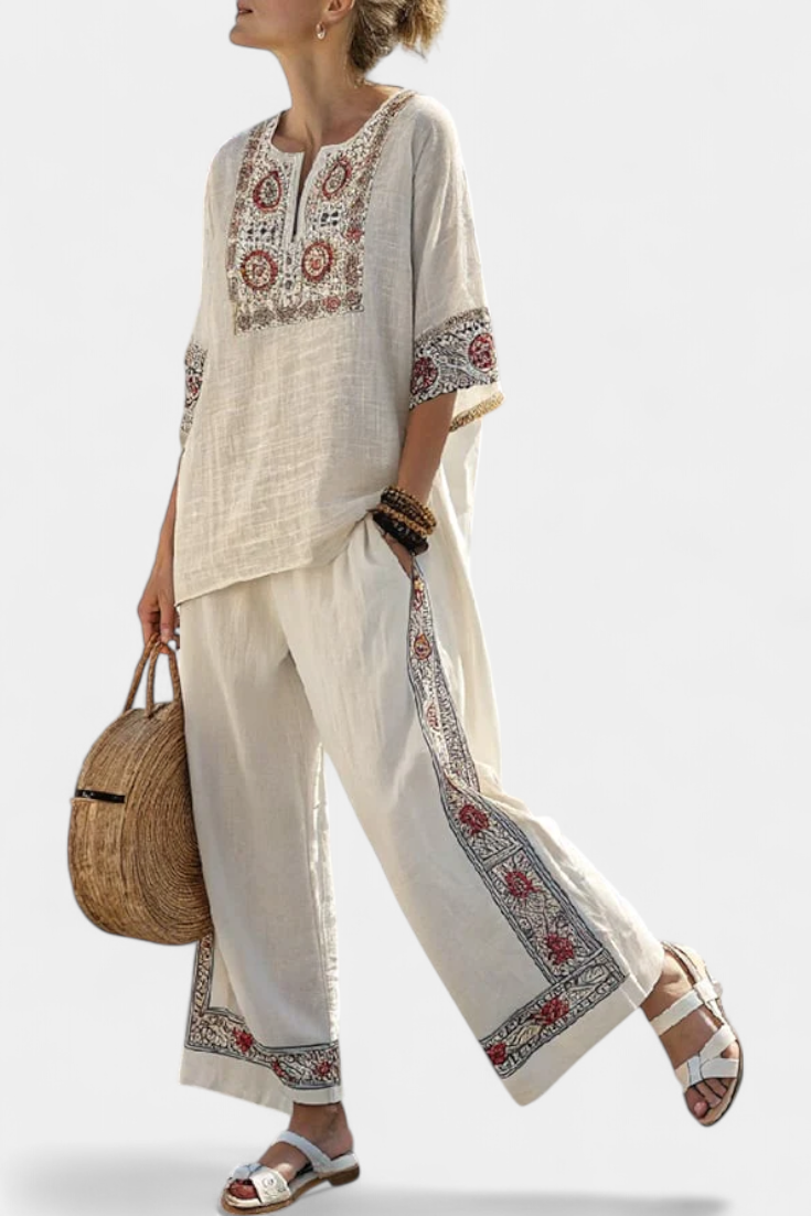 Complete Mediterranean Daisy in bamboo linen with elegant red and green stripes