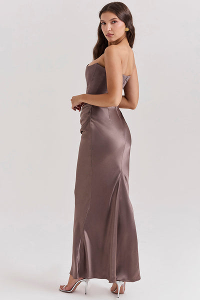 Lina - Elegant Maxi Dress